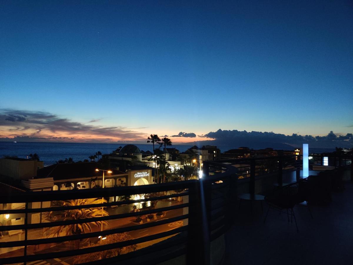 Luxury Apartment With Pool View 阿德耶 外观 照片